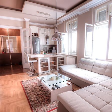 Crown Apartment - Your Royal Stay Belgrade Exterior photo